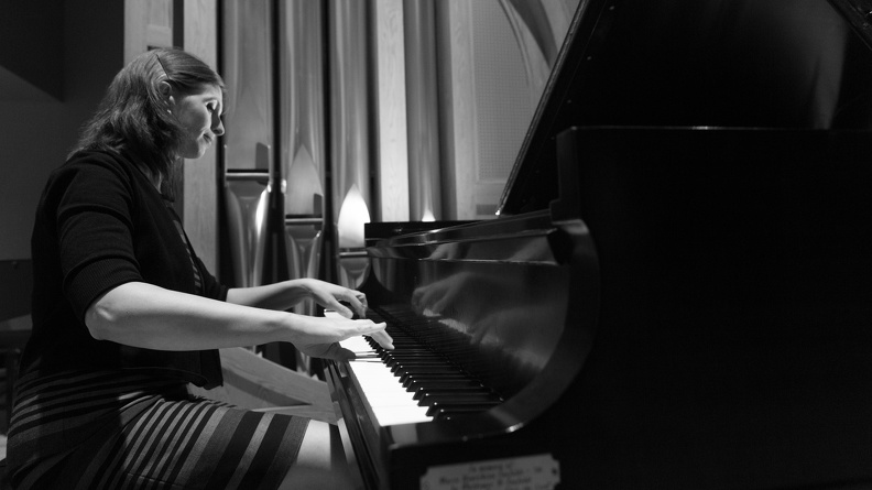 Elizabeth Grimpo Piano-4.jpg
